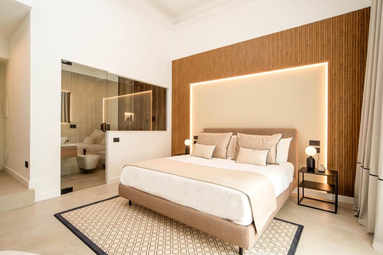 Mamalu - Studios And Suites Napoli Bagian luar foto