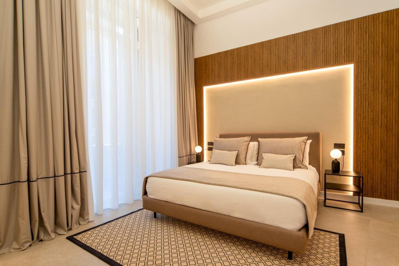 Mamalu - Studios And Suites Napoli Bagian luar foto