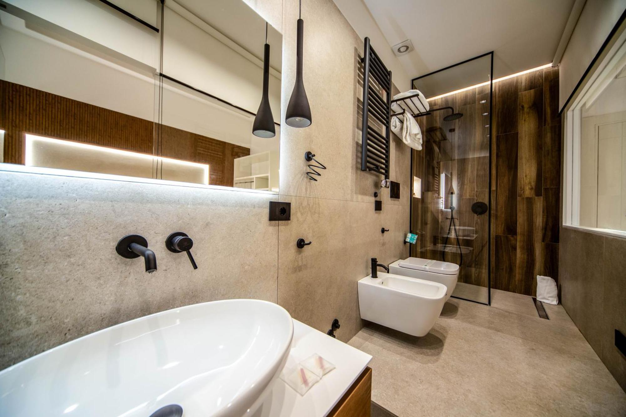 Mamalu - Studios And Suites Napoli Bagian luar foto