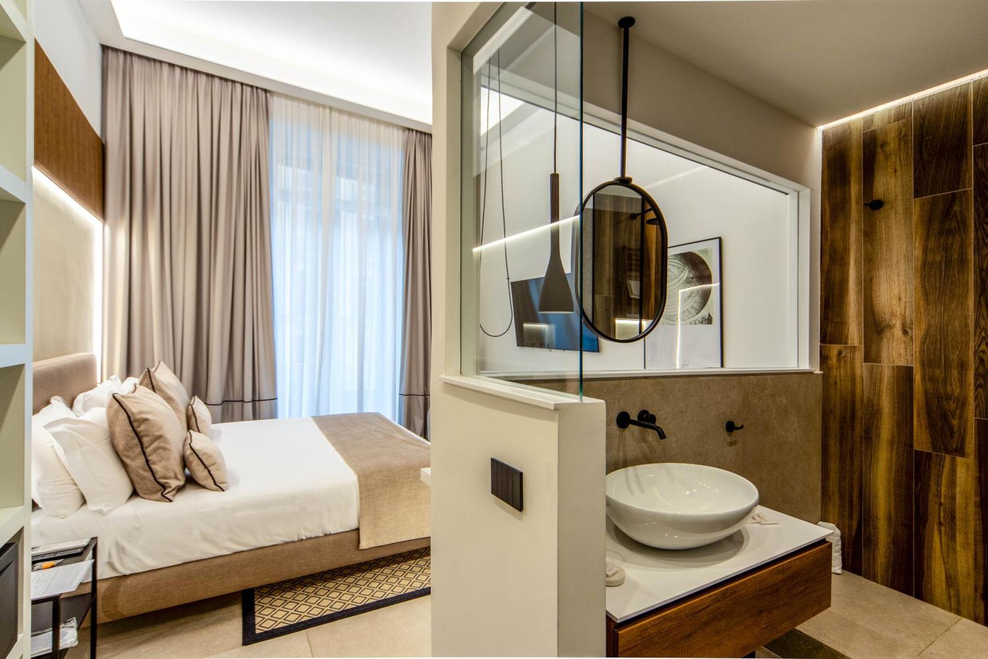 Mamalu - Studios And Suites Napoli Bagian luar foto